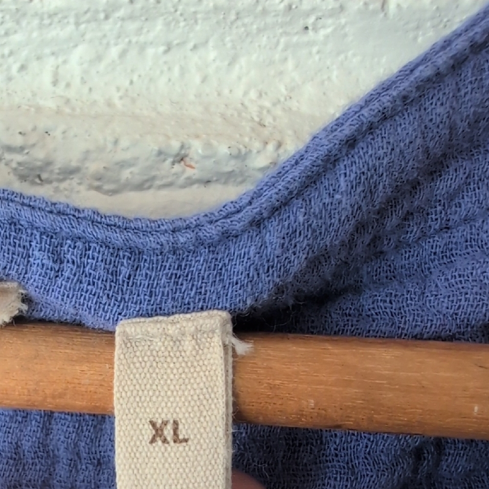 Soft Surroundings Blue Textured Button-Front V-Neck Tunic - Picture 5 of 8